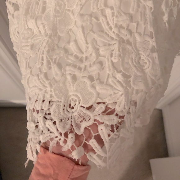 NWT - Missguided mini dress with crochet - US 2 - Picture 4 of 4